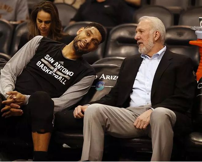 随后在肋部 随后在肋部